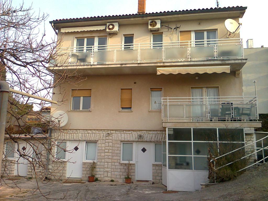 Apartment For Holidays In Пула Номер фото