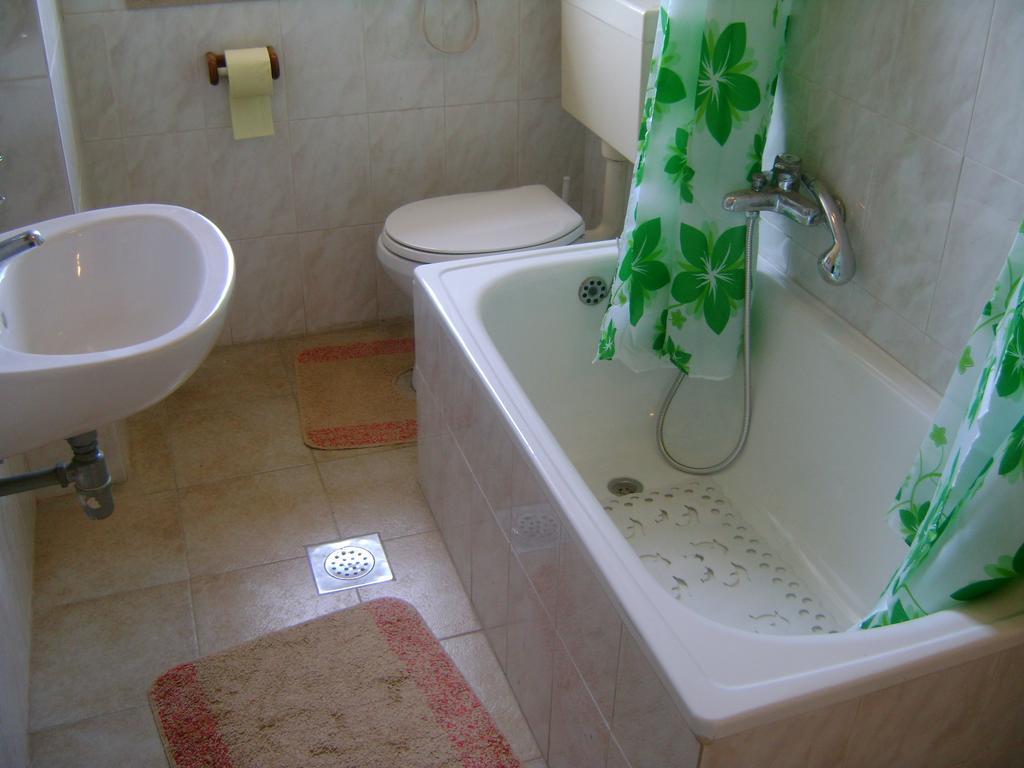 Apartment For Holidays In Пула Номер фото